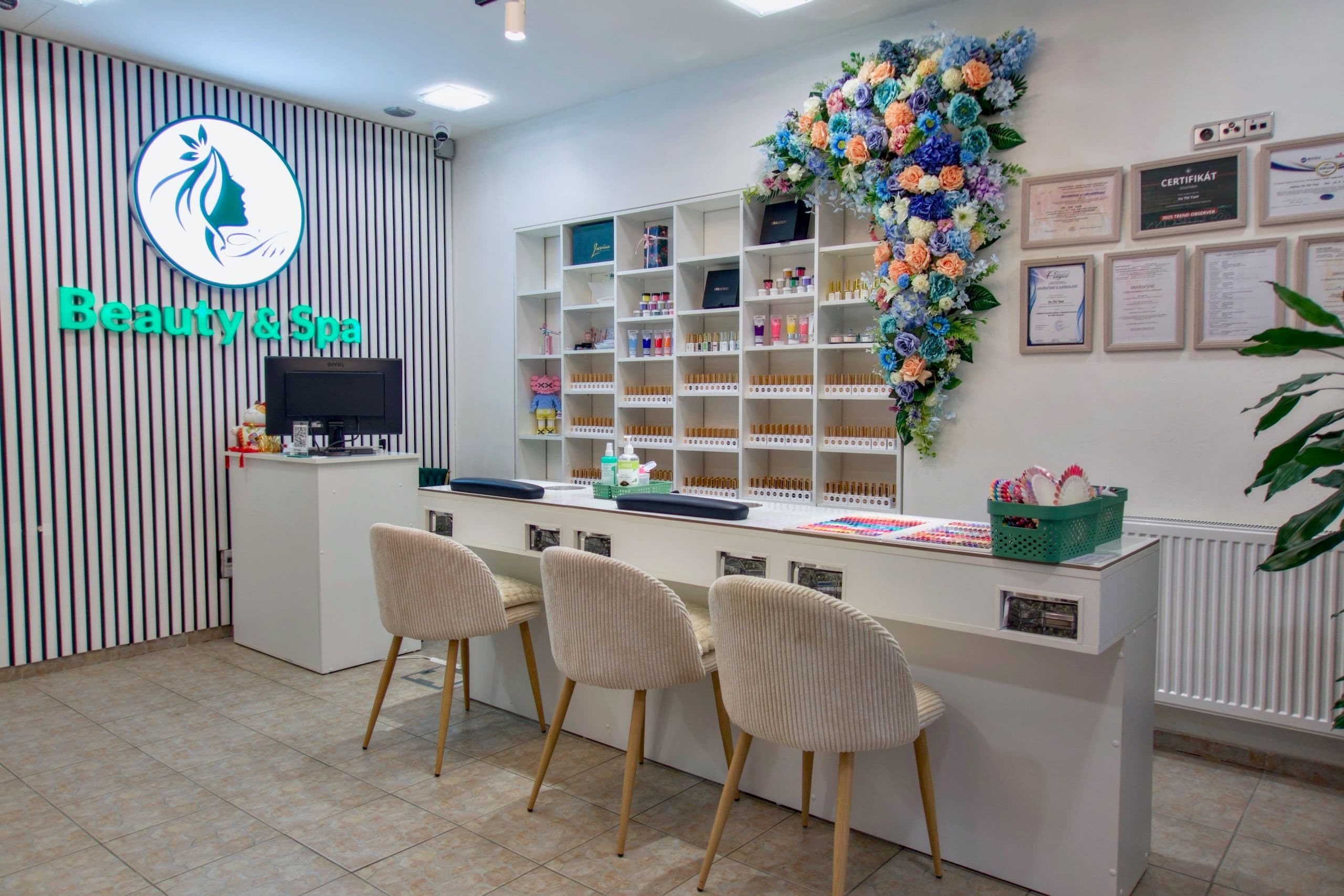 HaiAn Beauty Salon Interior 01